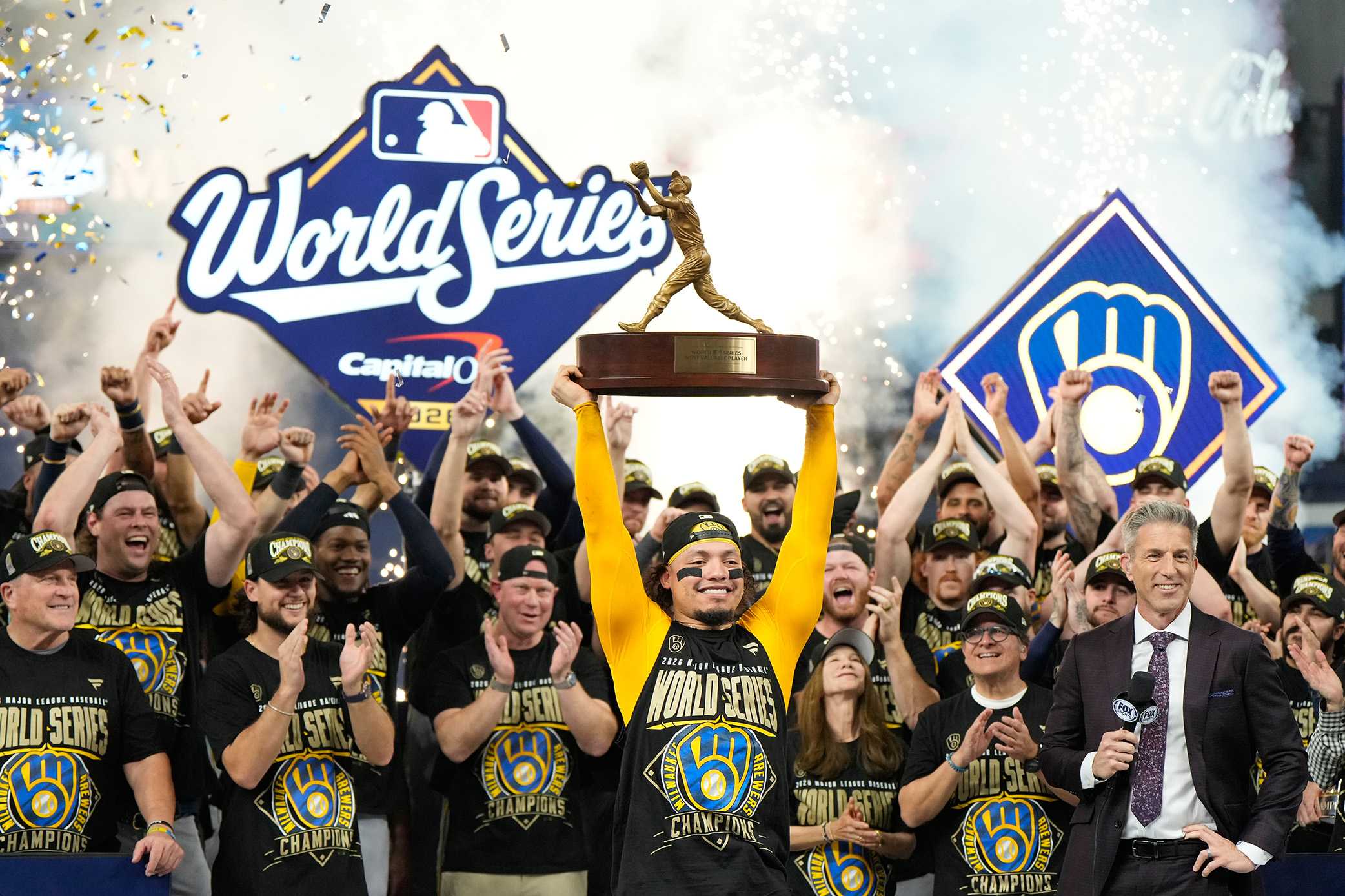Brewers revel in their first World Series win with Milwaukee parade — Blue Ash Community news